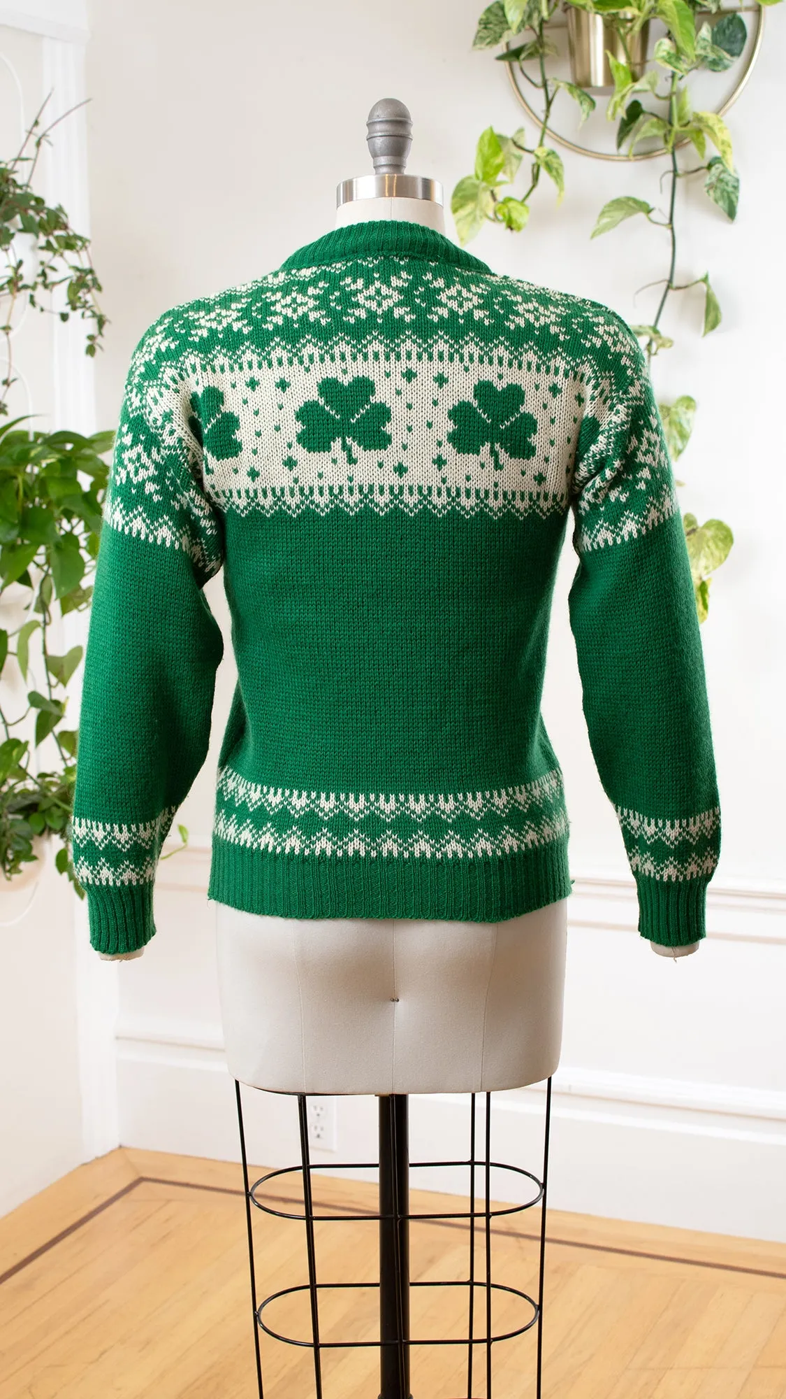1970s Irish Clover Knit Wool Sweater | small/medium/large