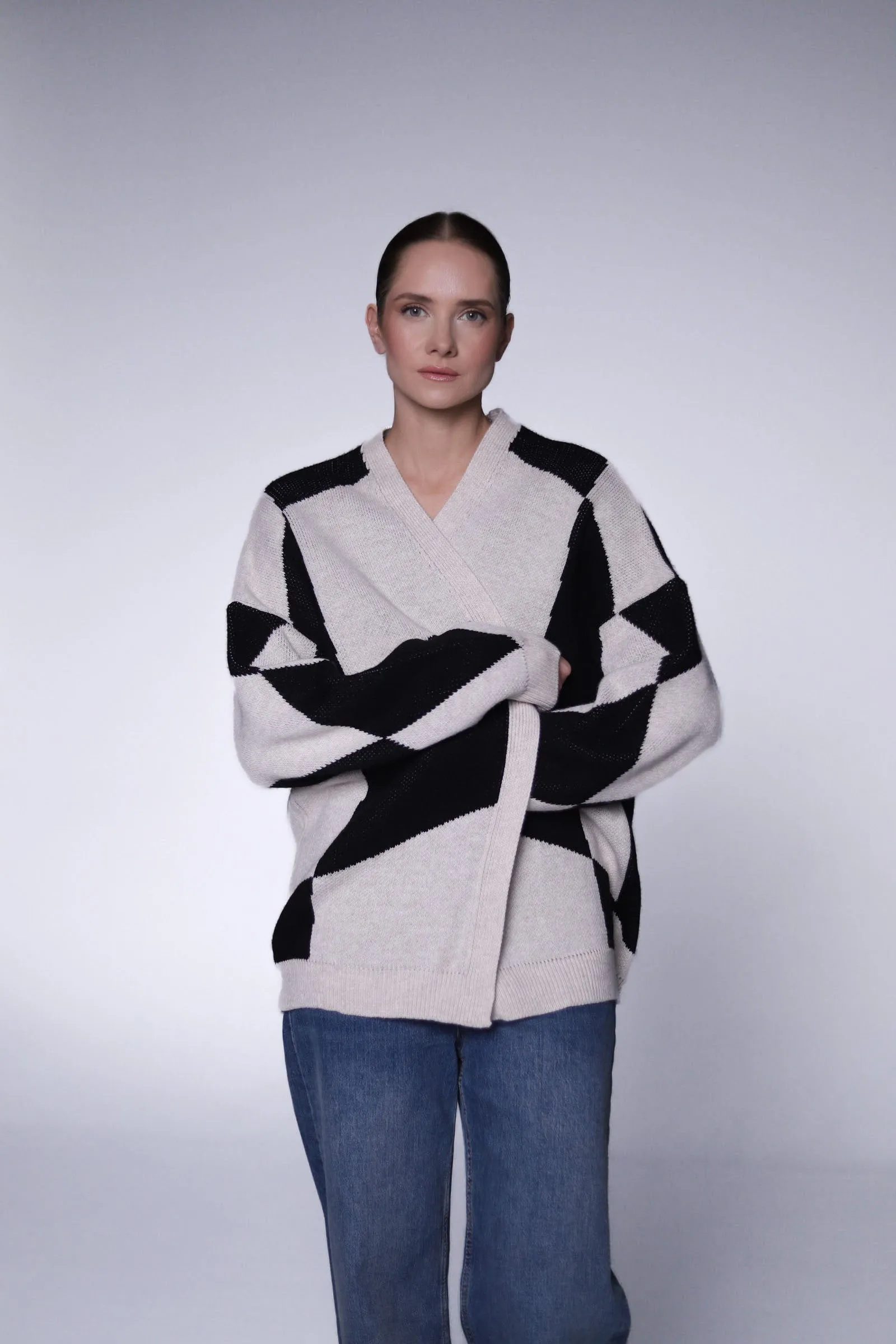 Fine-knit cardigan