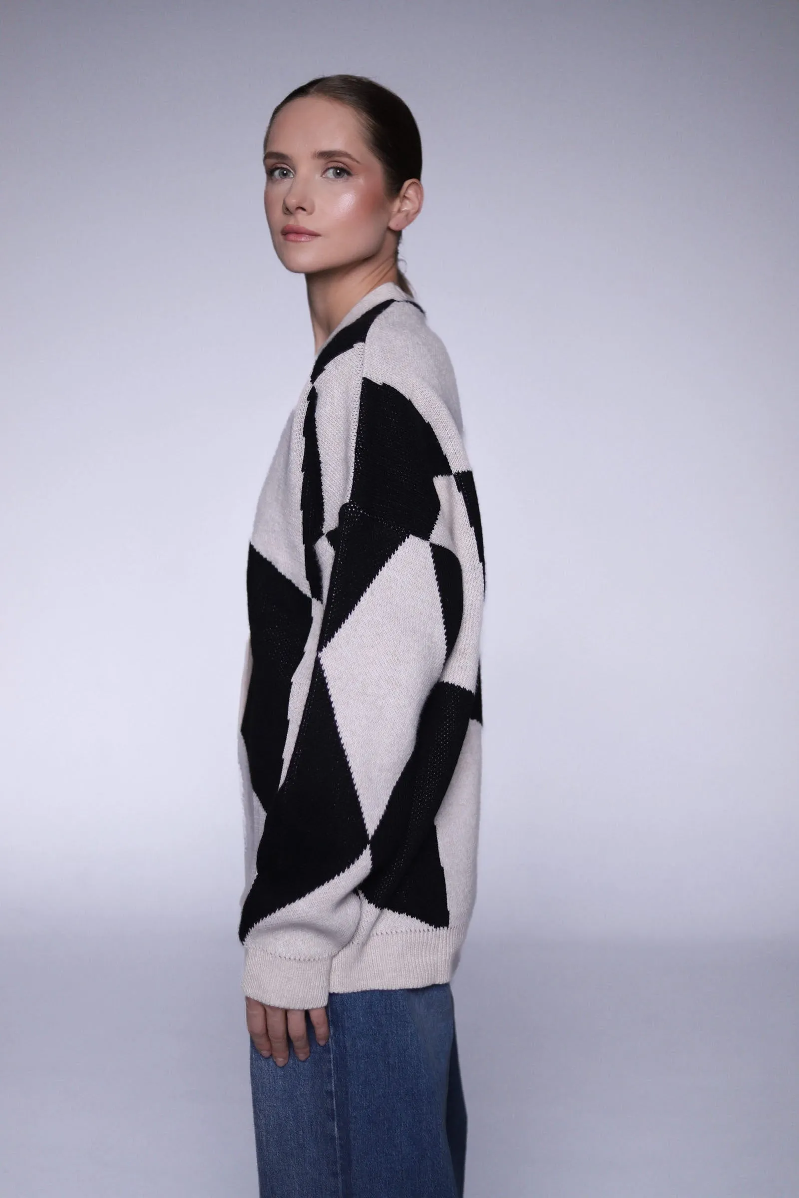 Fine-knit cardigan