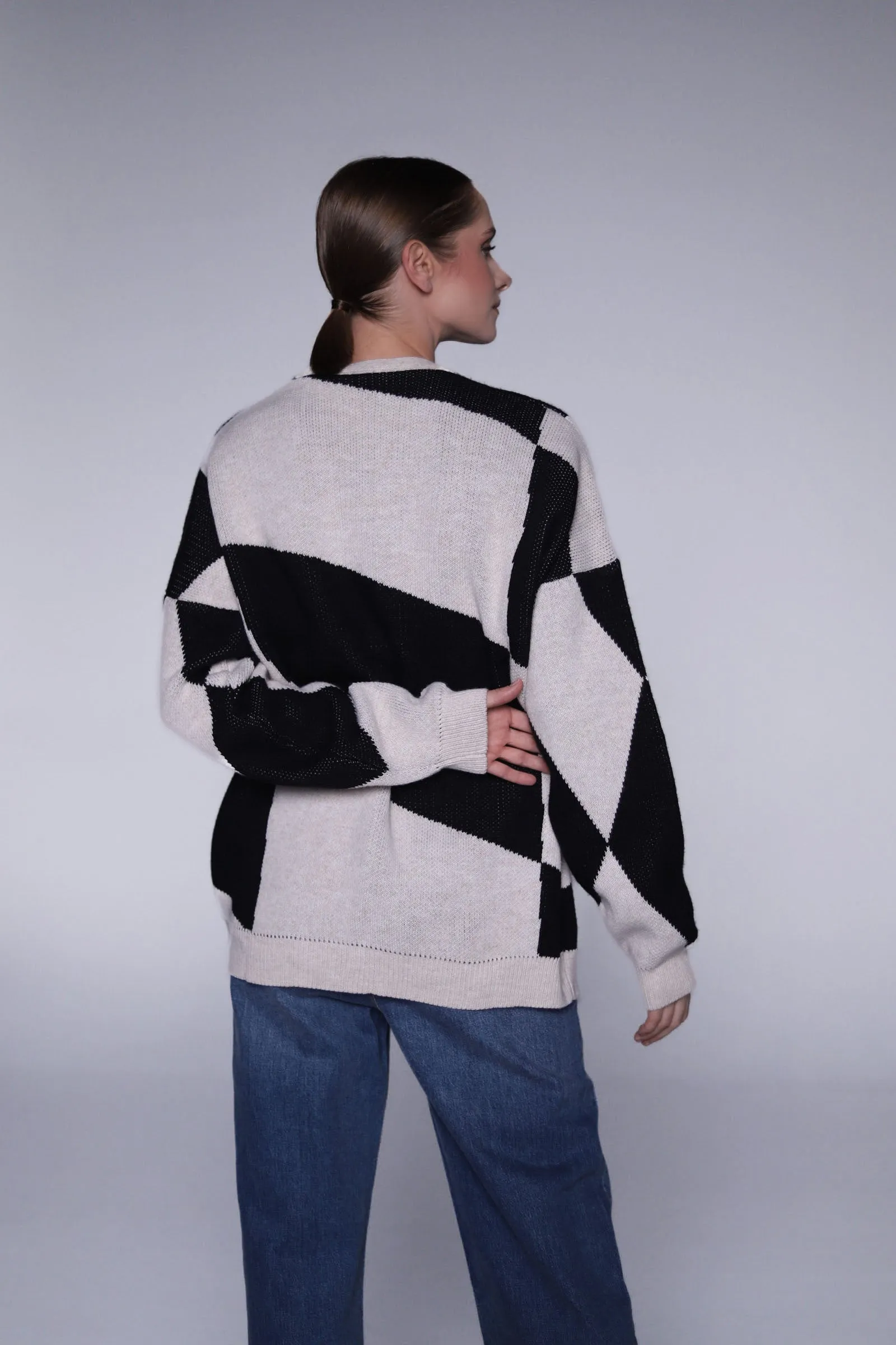 Fine-knit cardigan