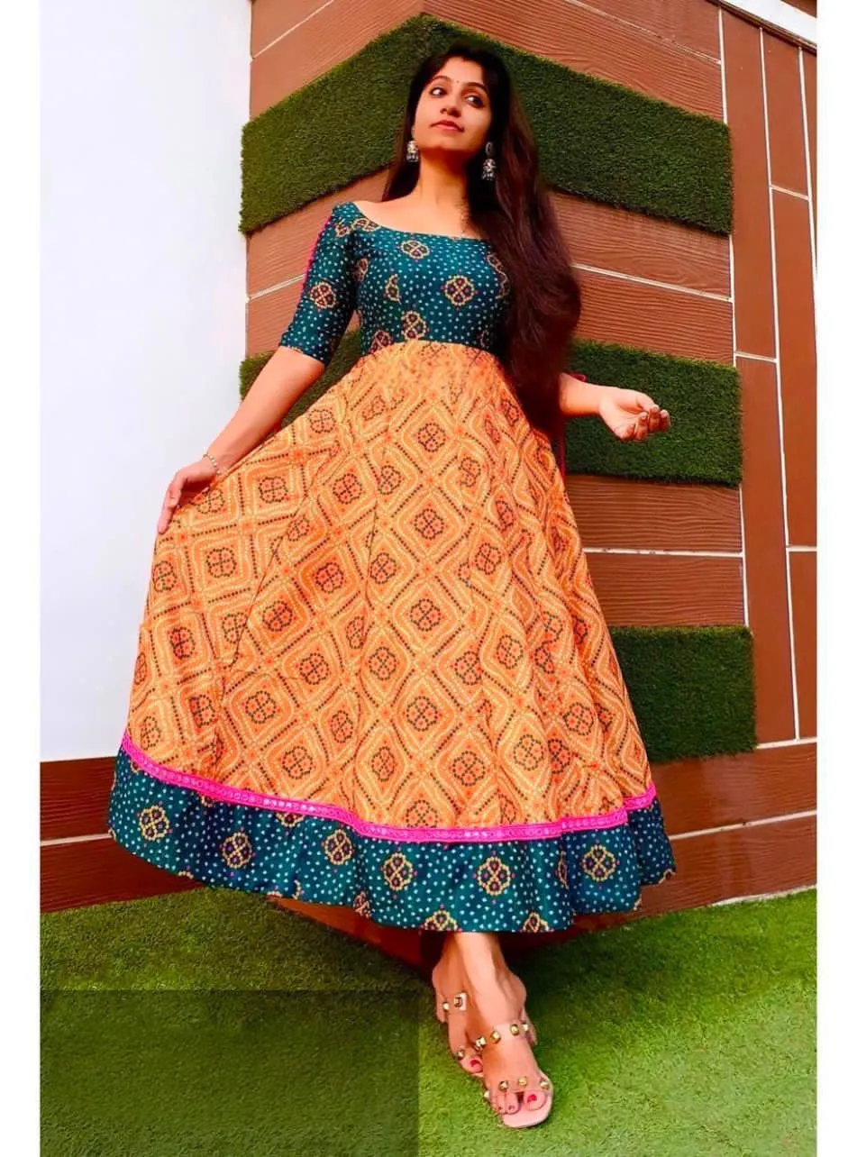 Fox Georgette With Complete Lining Anarkali Gown