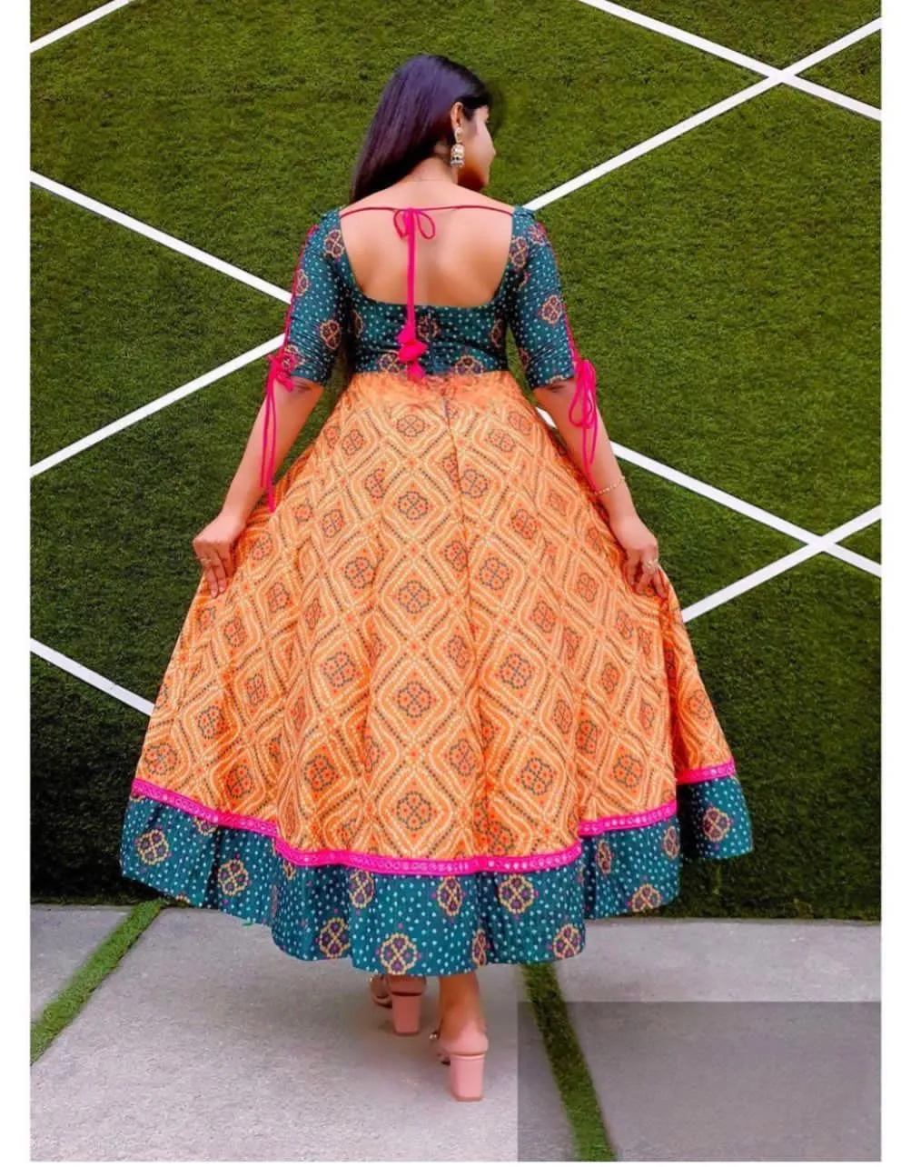Fox Georgette With Complete Lining Anarkali Gown