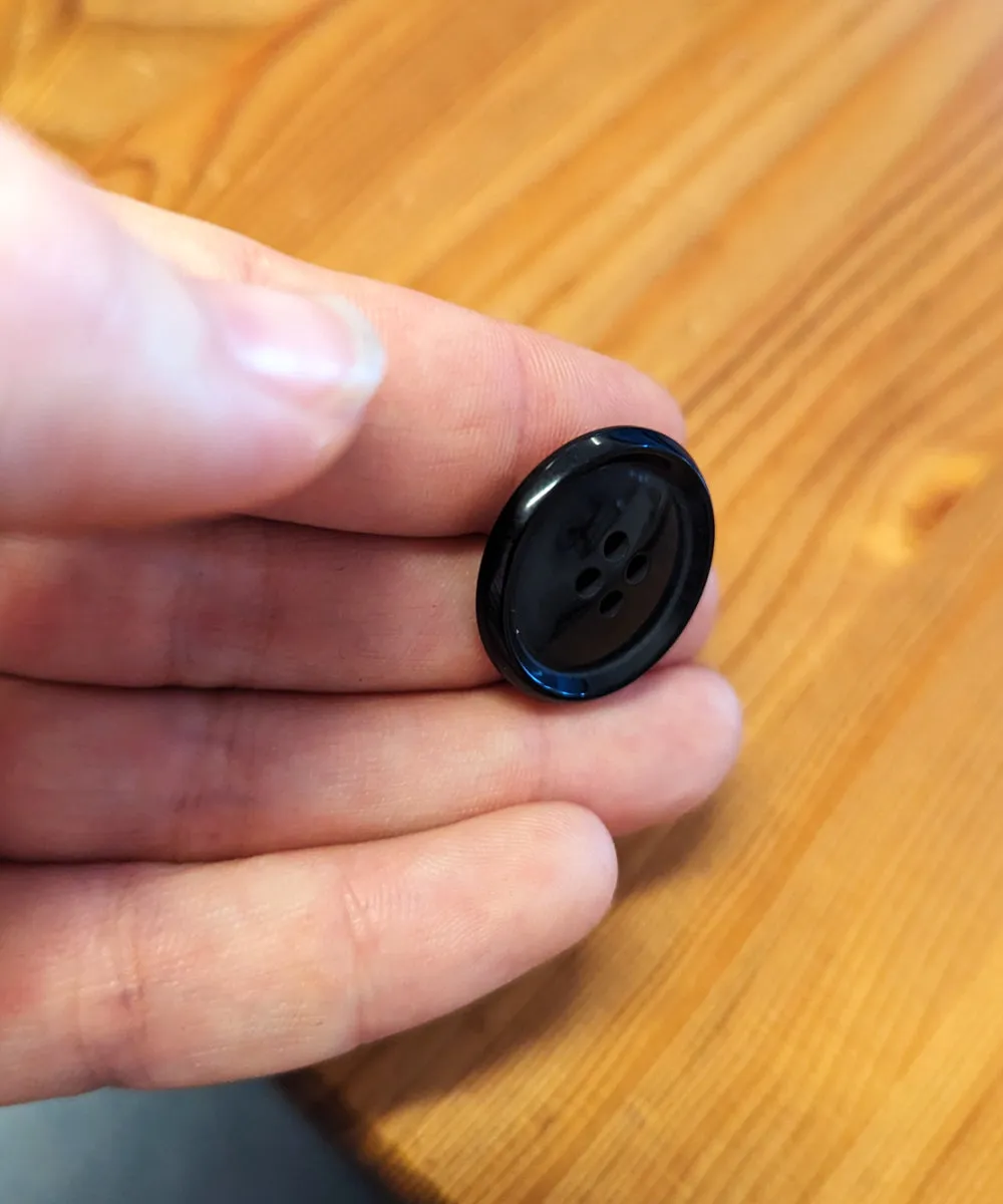 Knopf schwarz in 18mm und 23mm