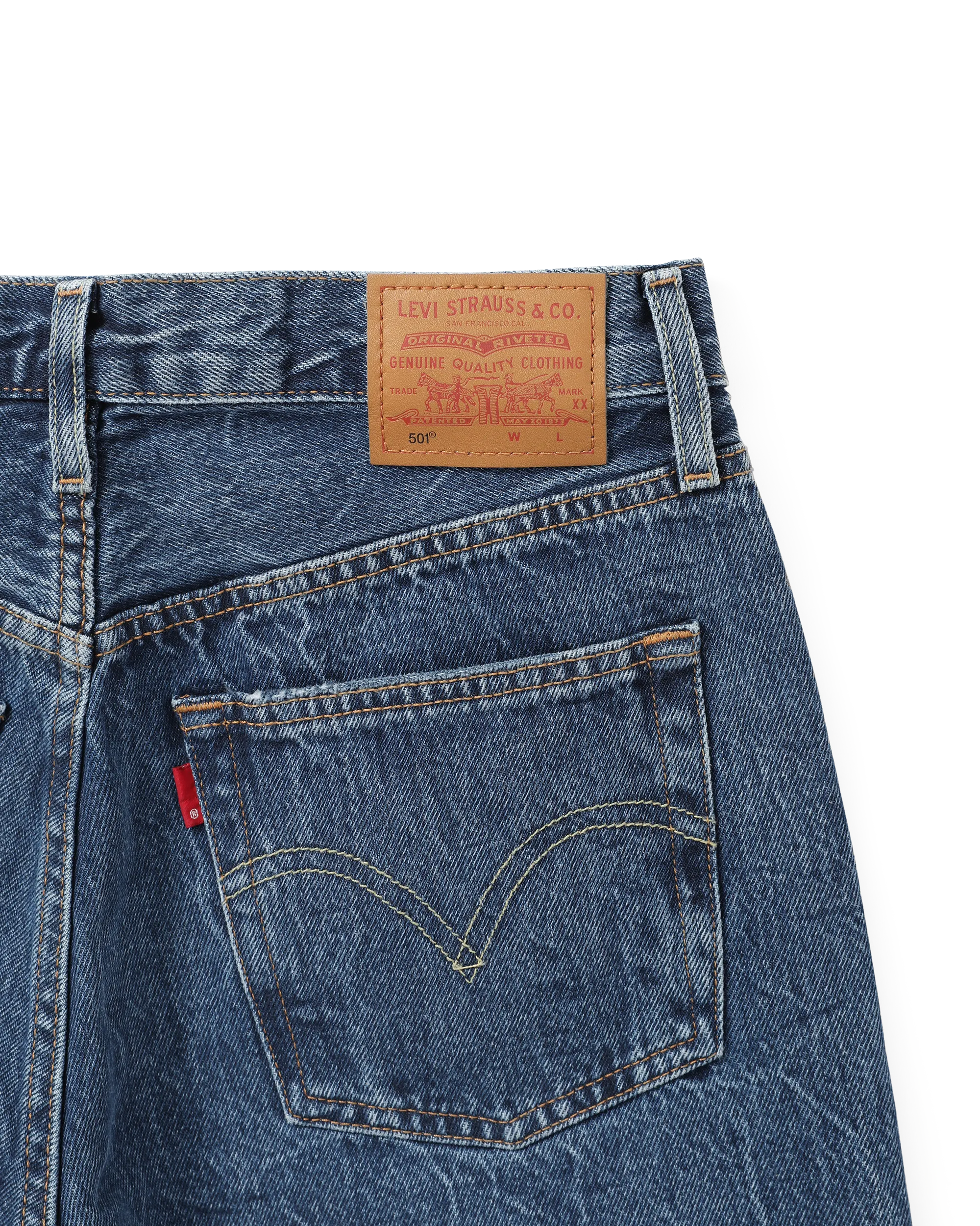 RED TAB / 501 MID THIGH SHORT (WOMEN)